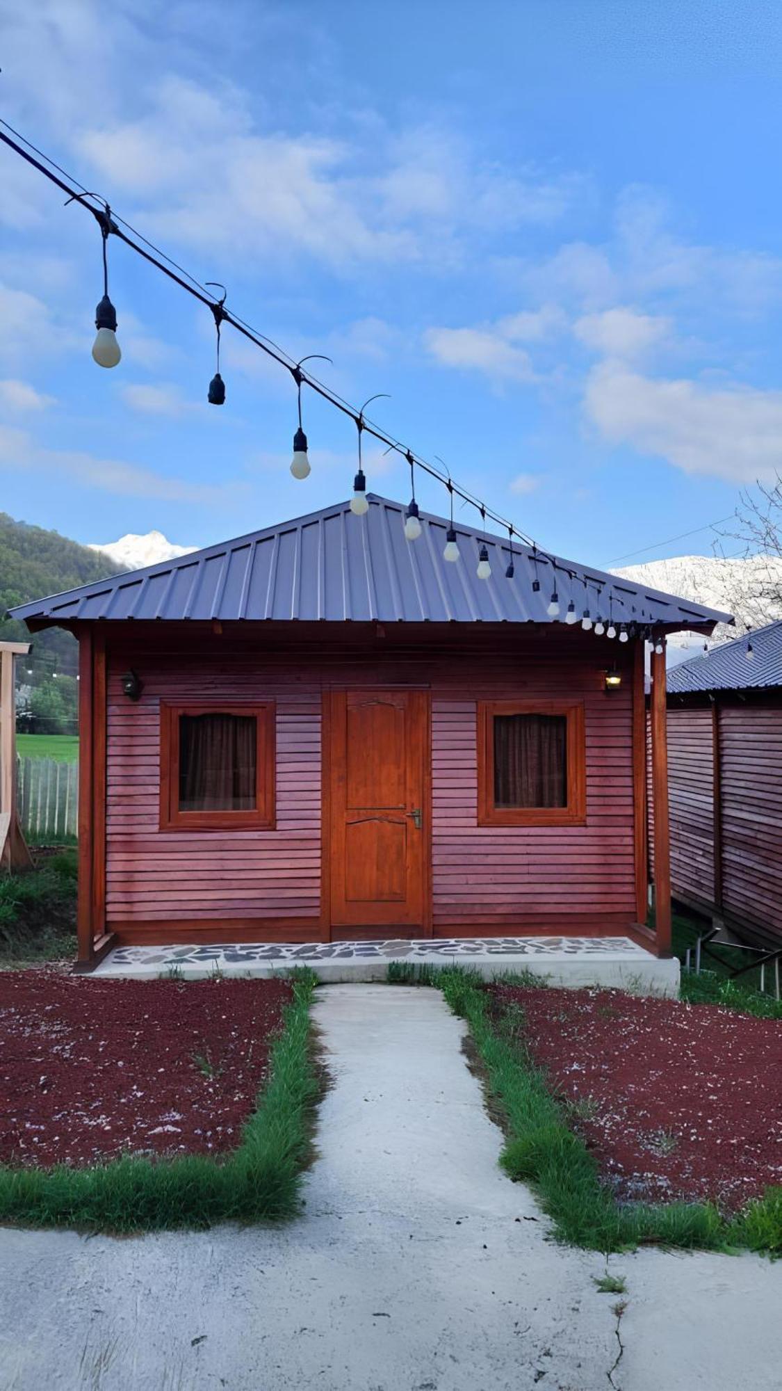 Guest House Ushba Gate Mestia Exterior photo