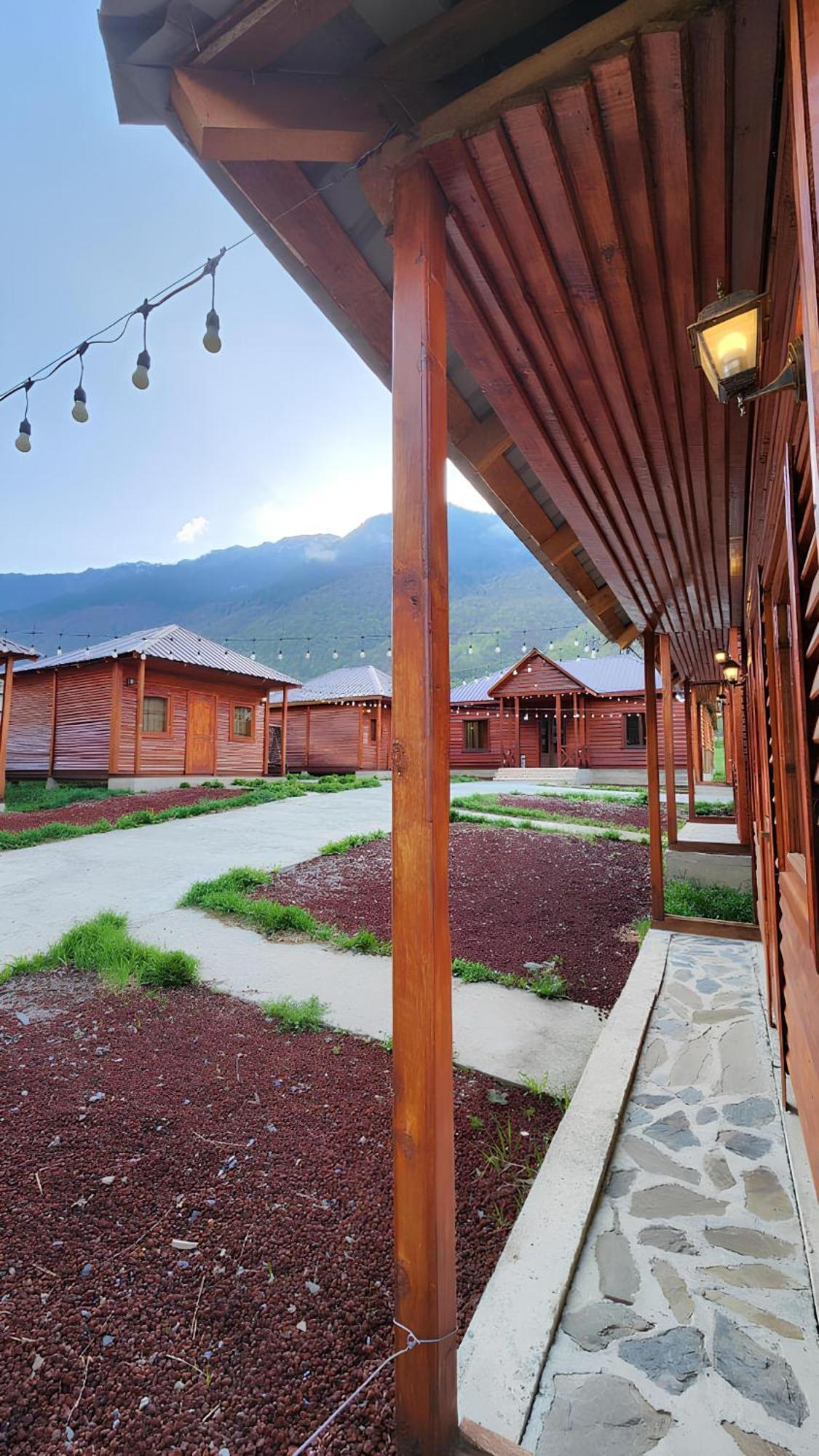 Guest House Ushba Gate Mestia Exterior photo